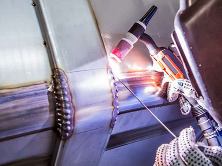 钣金加工中改善焊接技术的五种方法-中山hg皇冠手机官网(中国)有限公司